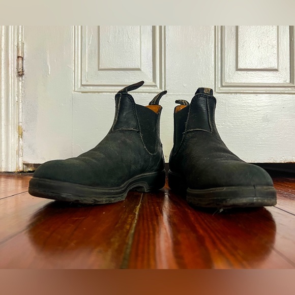 Blundstone Classic Chelsea Boots | Black | Leather - Picture 1 of 4